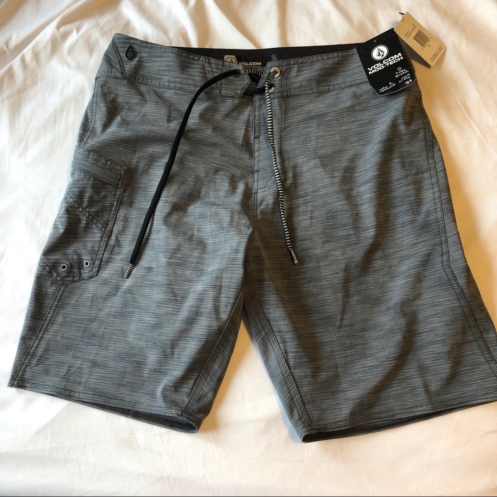 Volcom Men’s Swim Trunks NWT